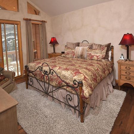 Elkhorn Lodge Ейвон Екстер'єр фото