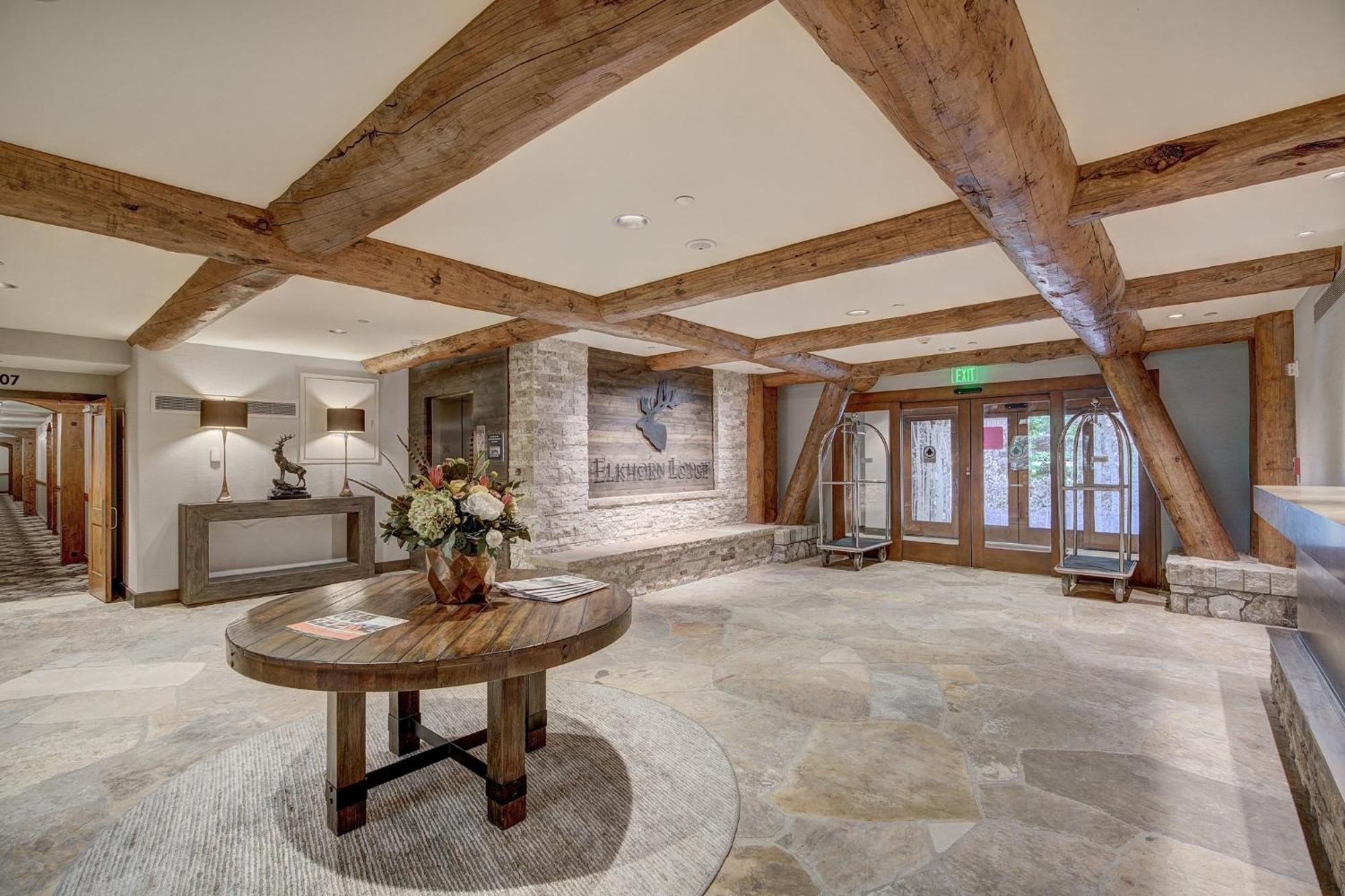 Elkhorn Lodge Ейвон Екстер'єр фото